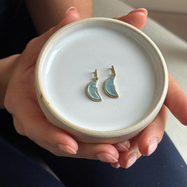 AQUAMARINE CRESCENT PENDANT NECKLACE GOLD