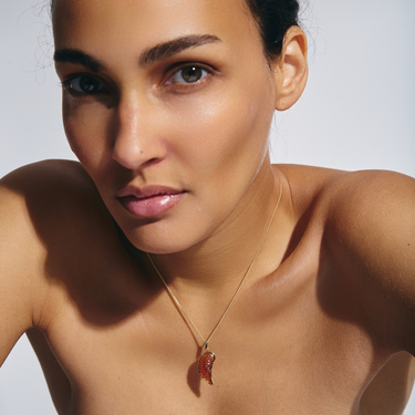 RED GARNET ANGEL WING GOLD (LARGE)