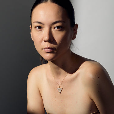 RAINBOW MOONSTONE MAXI GROUNDING GUARDIAN GOLD