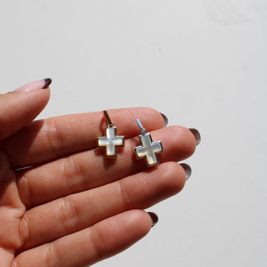 MOTHER OF PEARL AMULET SILVER