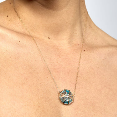INDIGO AURA PENDANT NECKLACE GOLD