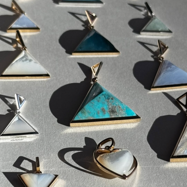 TURQUOISE GUARDIAN PENDANT NECKLACE GOLD (LARGE) CABOCHON