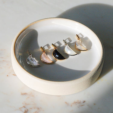 RAINBOW MOONSTONE CRESCENT PENDANT NECKLACE GOLD