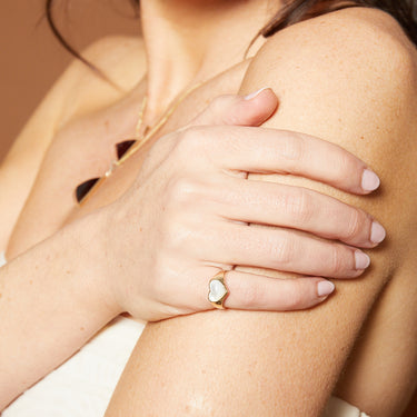 MOTHER OF PEARL HEART TALISMAN SIGNET RING GOLD