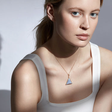 BLUE LACE AGATE GUARDIAN PENDANT NECKLACE GOLD (LARGE)