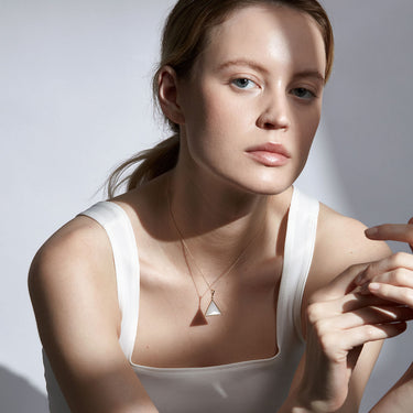 MOTHER OF PEARL GUARDIAN GOLD (MEDIUM)